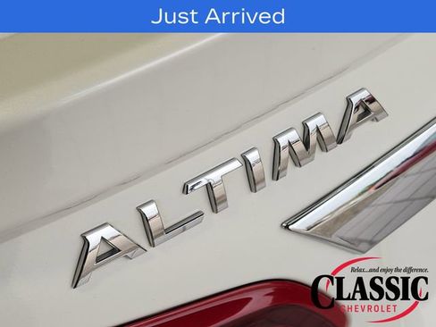 Used 2018 Nissan Altima 2.5 SR w/ SR Special Edition FWD image 12