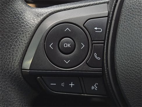 Used 2024 Toyota RAV4 XLE image 25