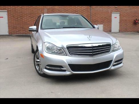 Used 2012 Mercedes-Benz C 250 Sedan image 1