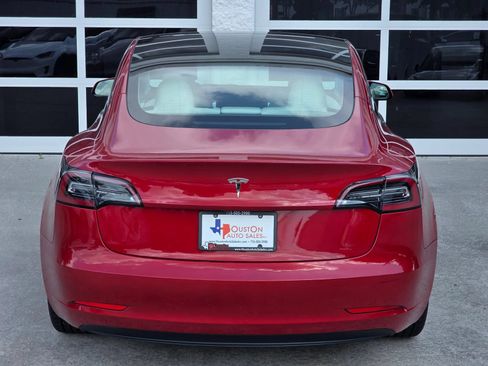Used 2023 Tesla Model 3 Standard Range RWD image 4