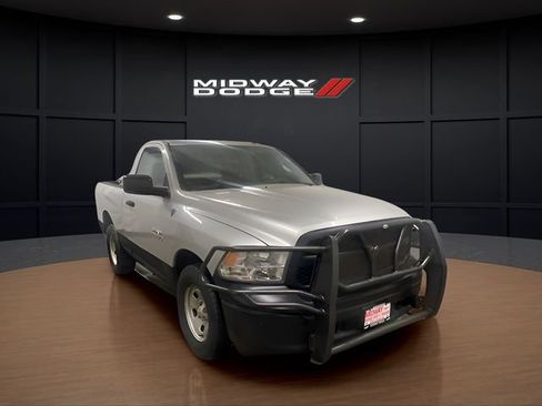 Used 2018 RAM 1500 Tradesman w/ Power & Remote Entry Group image 2