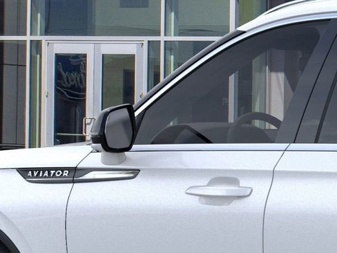 New 2025 Lincoln Aviator Reserve w/ Equipment Group 201A image 42