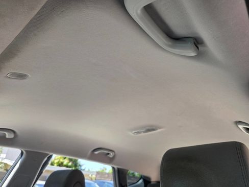 Used 2015 Hyundai Santa Fe Sport image 20