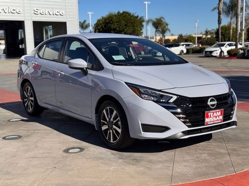 New 2025 Nissan Versa SV image 2