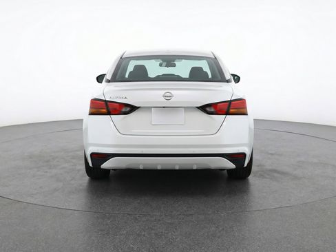 Used 2025 Nissan Altima 2.5 SV image 7