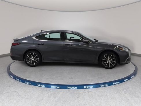 Used 2025 Lexus ES 350 w/ Premium Package FWD image 5