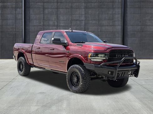 Used 2022 RAM 2500 Limited w/ Night Edition AWD/4WD image 3
