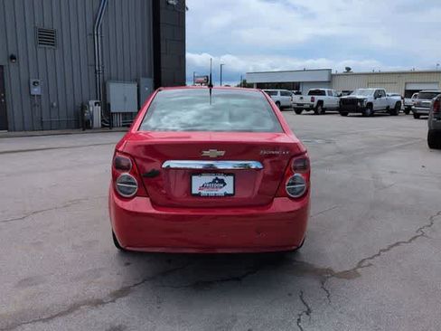 Used 2014 Chevrolet Sonic LT FWD image 7