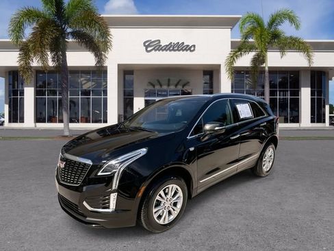 Certified 2024 Cadillac XT5 Luxury FWD image 1