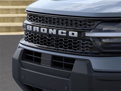 New 2025 Ford Bronco Sport Outer Banks w/ Outer Banks Tech Package+ image 17