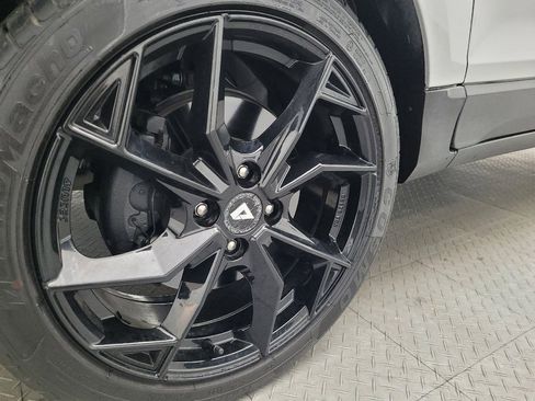 Used 2018 Ford EcoSport SE FWD image 31