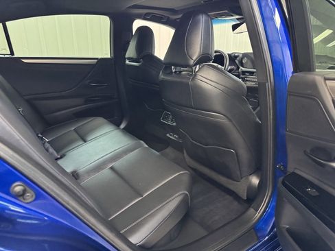 Used 2022 Lexus ES 300h F Sport image 24