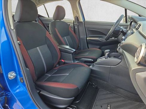 Used 2024 Nissan Versa SR image 21