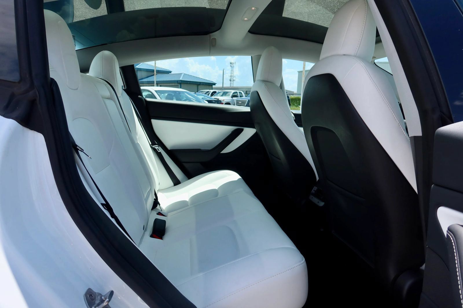 Used 2020 Tesla Model 3 Performance AWD/4WD image 15
