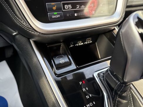 Used 2023 Subaru Outback Limited image 18