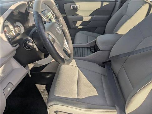 Used 2011 Honda Pilot LX image 12
