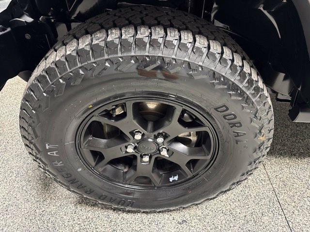 Used 2022 Jeep Wrangler Sport AWD/4WD image 4