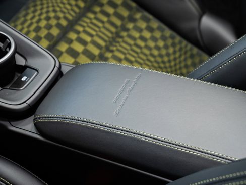 Used 2026 Porsche 911 GTS image 33