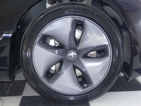 Used 2019 Tesla Model 3 Long Range image 28