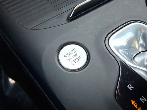 Used 2019 INFINITI QX50 Essential w/ Sensory Package image 23