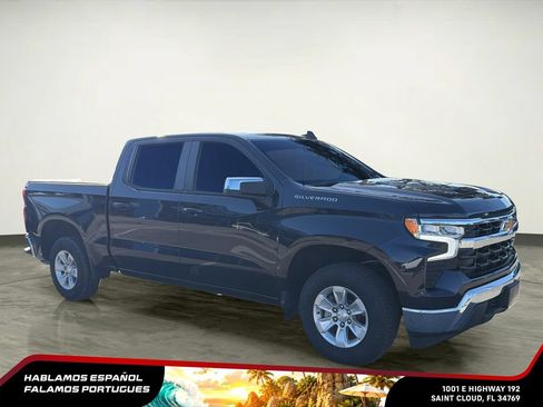 Used 2023 Chevrolet Silverado 1500 LT w/ Protection Package RWD image 9