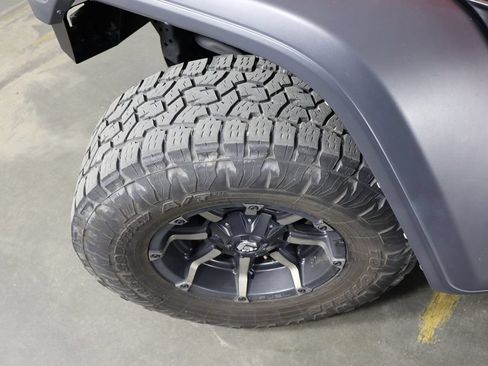 Used 2023 Jeep Wrangler Unlimited Sport AWD/4WD image 41