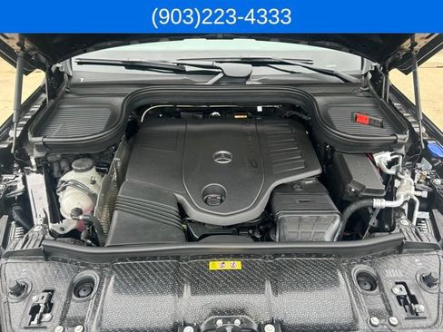 Used 2025 Mercedes-Benz GLS 450 4MATIC image 5