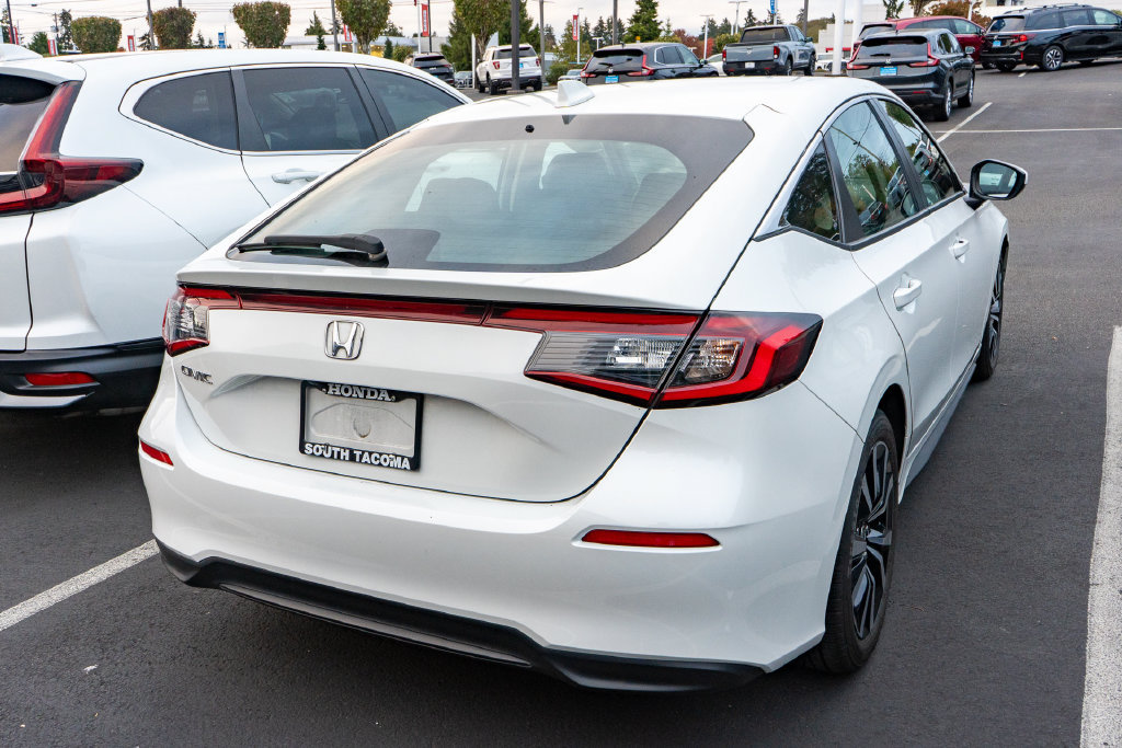 Used 2024 Honda Civic EX-L image 4