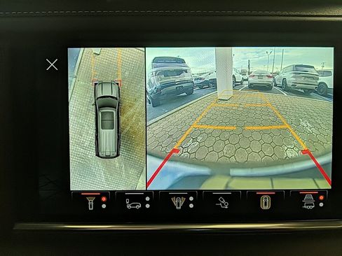 Used 2023 GMC Yukon Denali Ultimate image 26