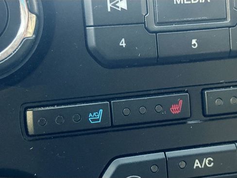 Used 2016 Ford Expedition Limited w/ Equipment Group 301A image 21