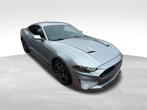 Used 2022 Ford Mustang Premium image 7