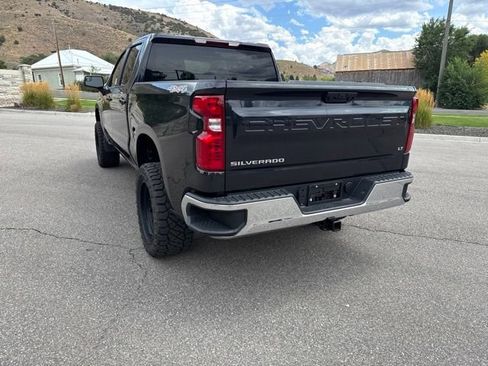 Used 2024 Chevrolet Silverado 1500 LT AWD/4WD image 6