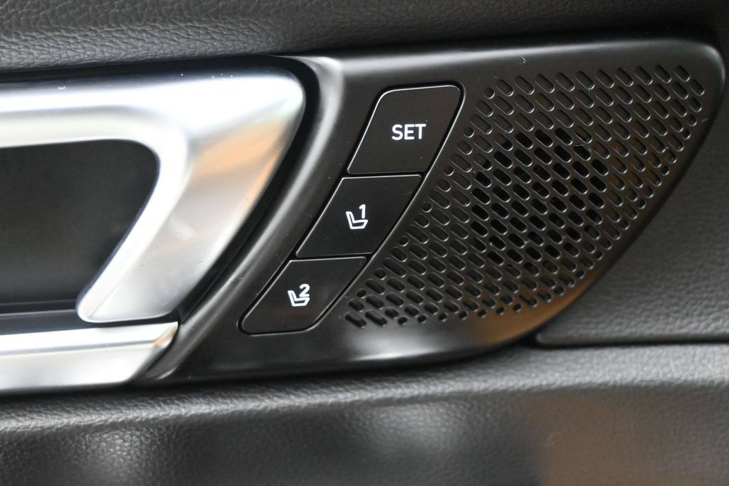 Used 2022 Kia Telluride SX FWD image 5