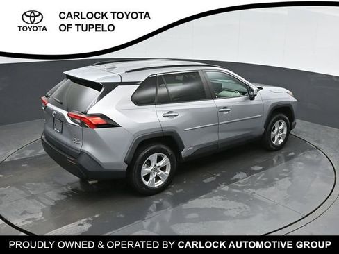 Used 2021 Toyota RAV4 XLE image 31