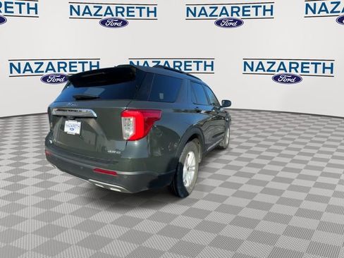 Used 2021 Ford Explorer XLT w/ Equipment Group 202A image 8