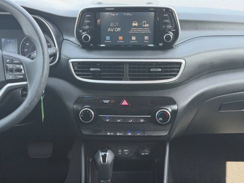 Used 2020 Hyundai Tucson SE FWD image 16