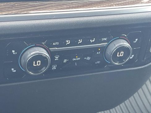 Certified 2023 Chevrolet Silverado 1500 LT AWD/4WD image 17