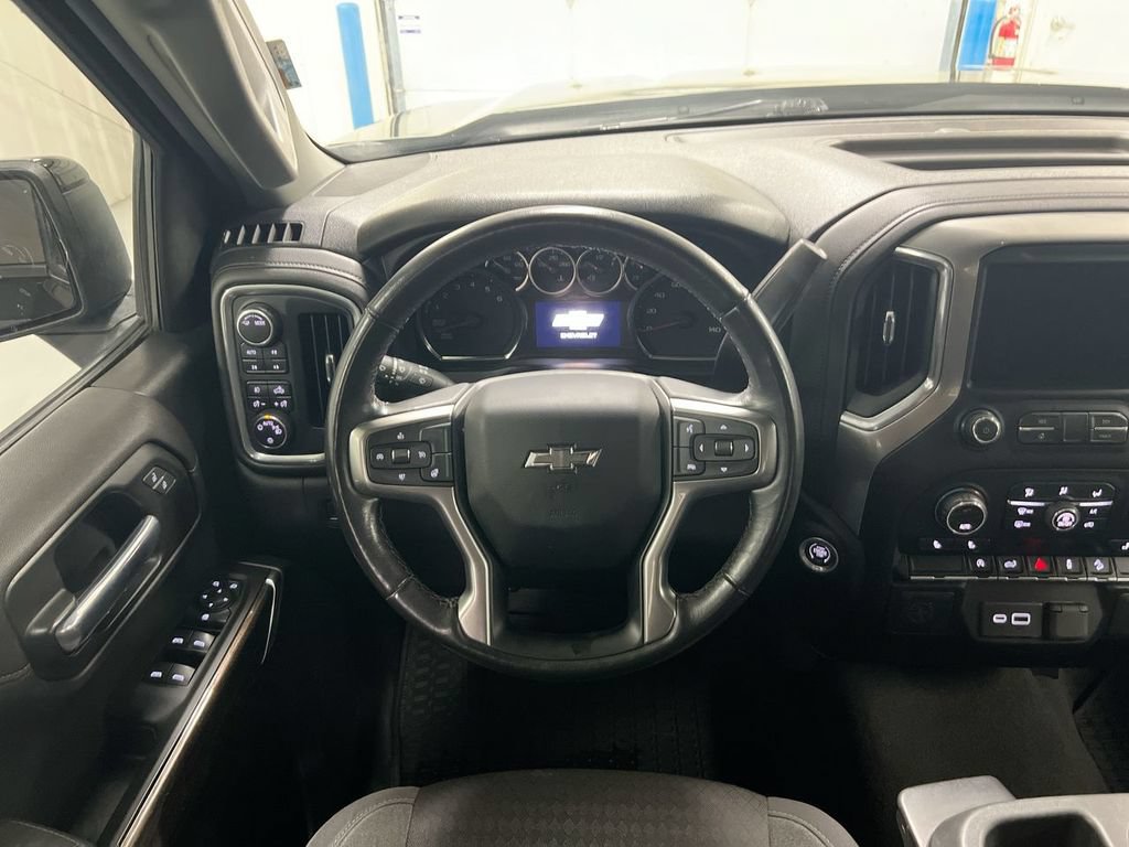 Used 2022 Chevrolet Silverado 1500 RST w/ Z71 Off-Road Package AWD/4WD image 11