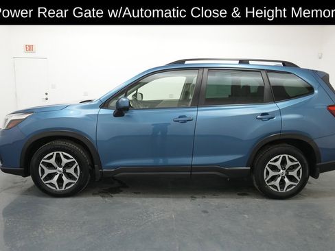Used 2021 Subaru Forester Premium AWD/4WD image 4