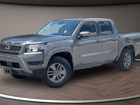 Used 2025 Nissan Frontier SV RWD image 1