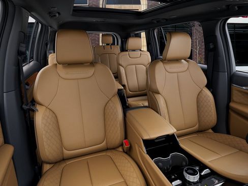 New 2026 Jeep Grand Cherokee L Summit AWD/4WD image 16