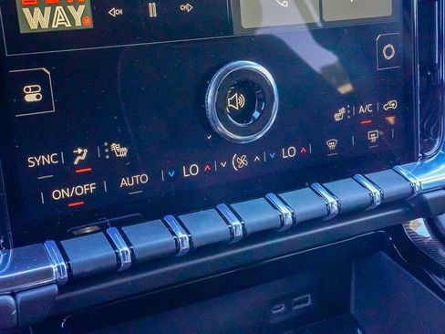 New 2026 GMC Yukon XL Elevation image 23