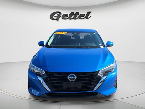 Used 2024 Nissan Sentra SV FWD image 2