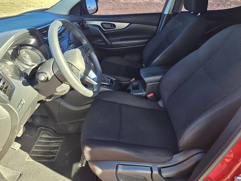 Used 2017 Nissan Rogue Sport S w/ S Appearance Package image 12