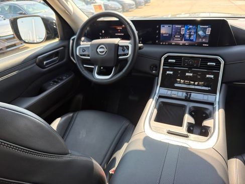 Used 2026 Nissan Armada SV AWD/4WD image 19