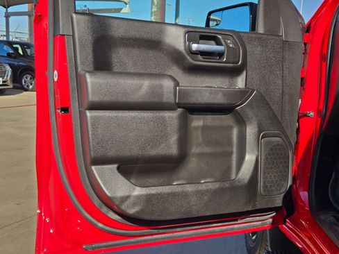 Certified 2025 Chevrolet Silverado 1500 Custom image 11