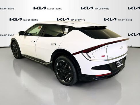 New 2026 Kia EV6 Wind RWD image 5