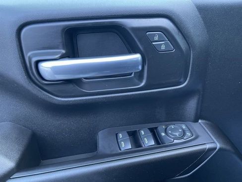 Used 2021 Chevrolet Silverado 1500 Custom image 22