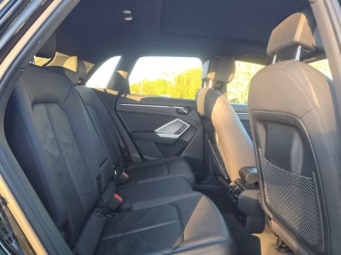 Used 2020 Audi Q3 2.0T Premium Plus w/ Premium Plus Package image 12