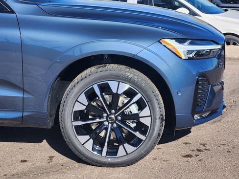 New 2026 Volvo XC60 B5 Plus w/ Protection Package Premier image 28